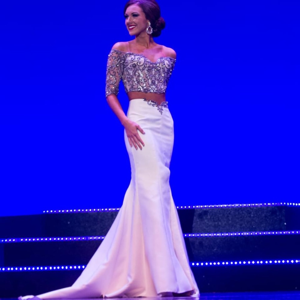 COPY - White Tarik Ediz 2 piece dress. Size 4.